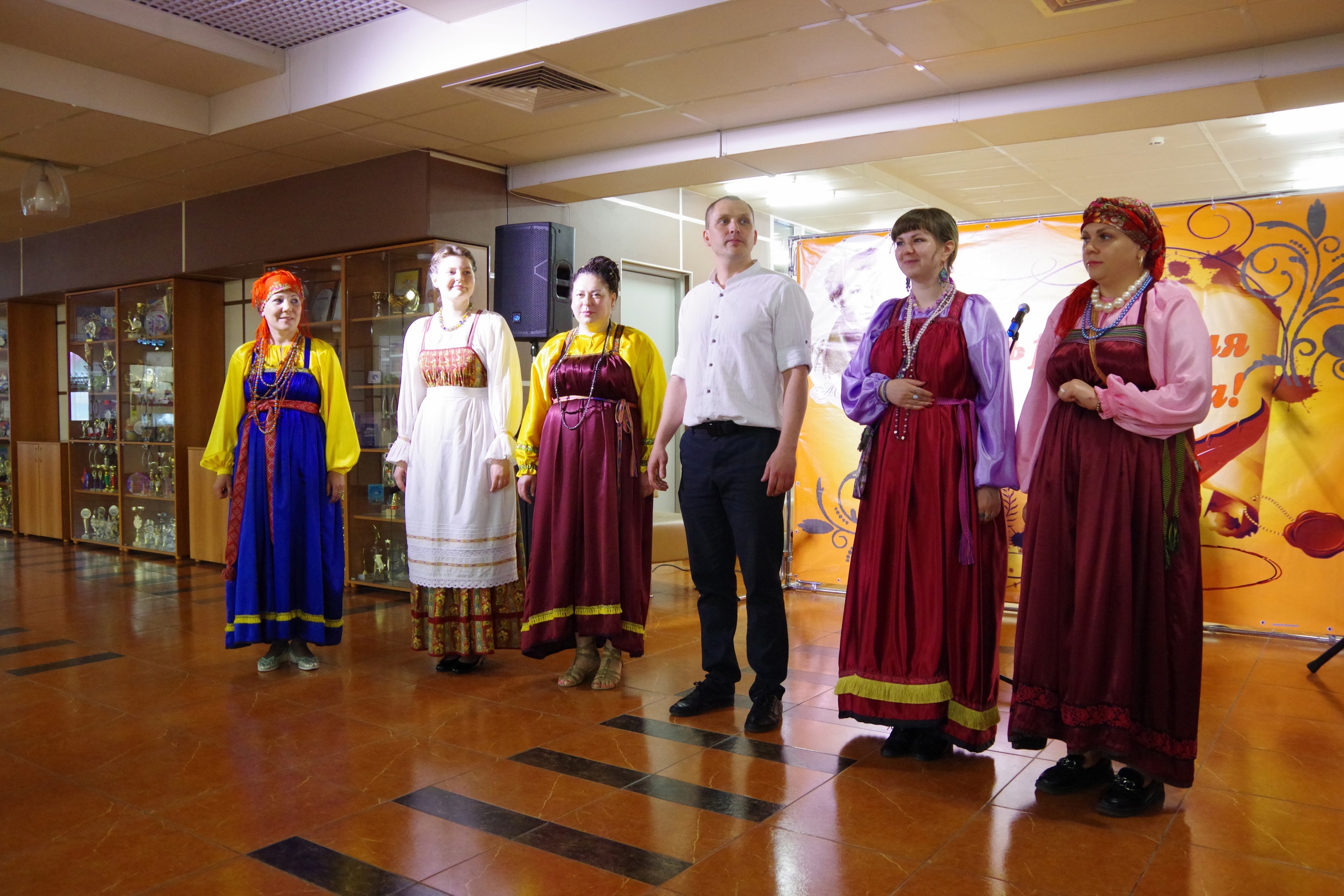 VsTAJk-YECU.jpg